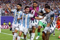 Alvarez lập siêu phẩm, đưa Argentina vào bán kết World Cup