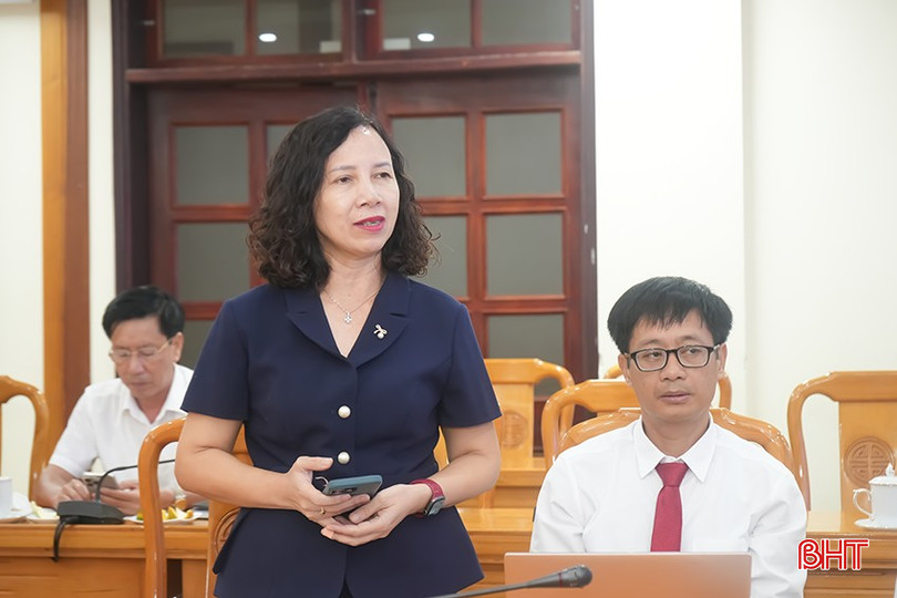 Tiến sĩ Hồ Thị Nga - Phó hiệu trưởng Trường Đại học Hà Tĩnh mong muốn trong thời gian tới, Trường Đại học Hà Tĩnh và Trường Đại học Kasetsart - cơ sở tại tỉnh Sakon Nakhon sẽ có nhiều sự hợp tác hơn nữa, nhất là trong việc đào tạo đội ngũ giảng viên. bqbht_br_ub-4.png