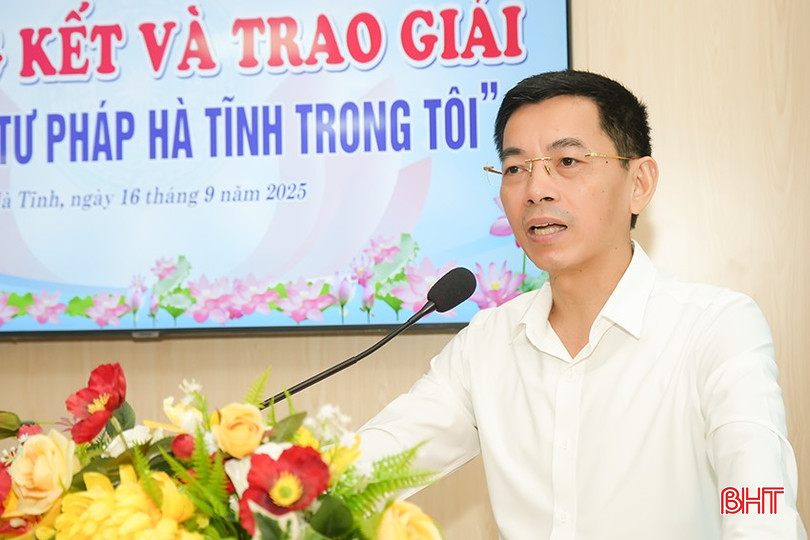 Ông Nguyễn Quốc Tuấn - Giám đốc Sở Tư pháp, Trưởng BTC Cuộc thi phát biểu tại buổi lễ. bqbht_br_tuqa.png