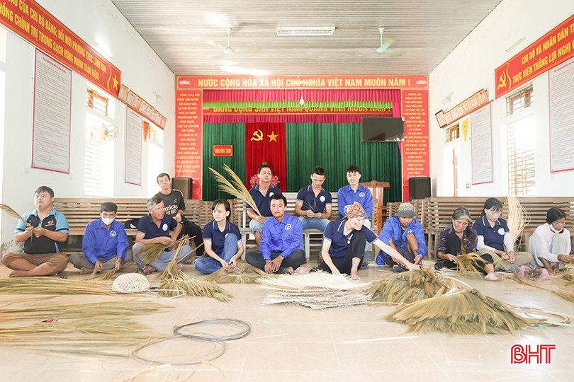 Hội quán các thôn, TDP là nơi được chọn làm địa điểm các lớp học nghề tại địa phương. bqbht_br_ok-46-6763.png