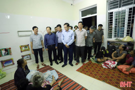 Tiếp tục rà soát, sơ tán người dân đến nơi an toàn trước khi bão số 5 đổ bộ