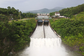 Hồ đập ở Hà Tĩnh ứng phó trước dự báo mưa 500 mm
