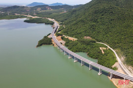 Cao tốc Vũng Áng - Bùng trước ngày thông tuyến