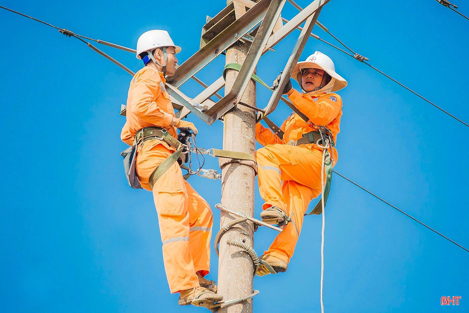 Nhiệm kỳ qua, Công ty Điện lực Hà Tĩnh đã ghi dấu ấn mạnh mẽ trong công tác đảm bảo an ninh năng lượng, phục vụ phát triển kinh tế - xã hội của địa phương. bqbht_br_anh-5.jpg
