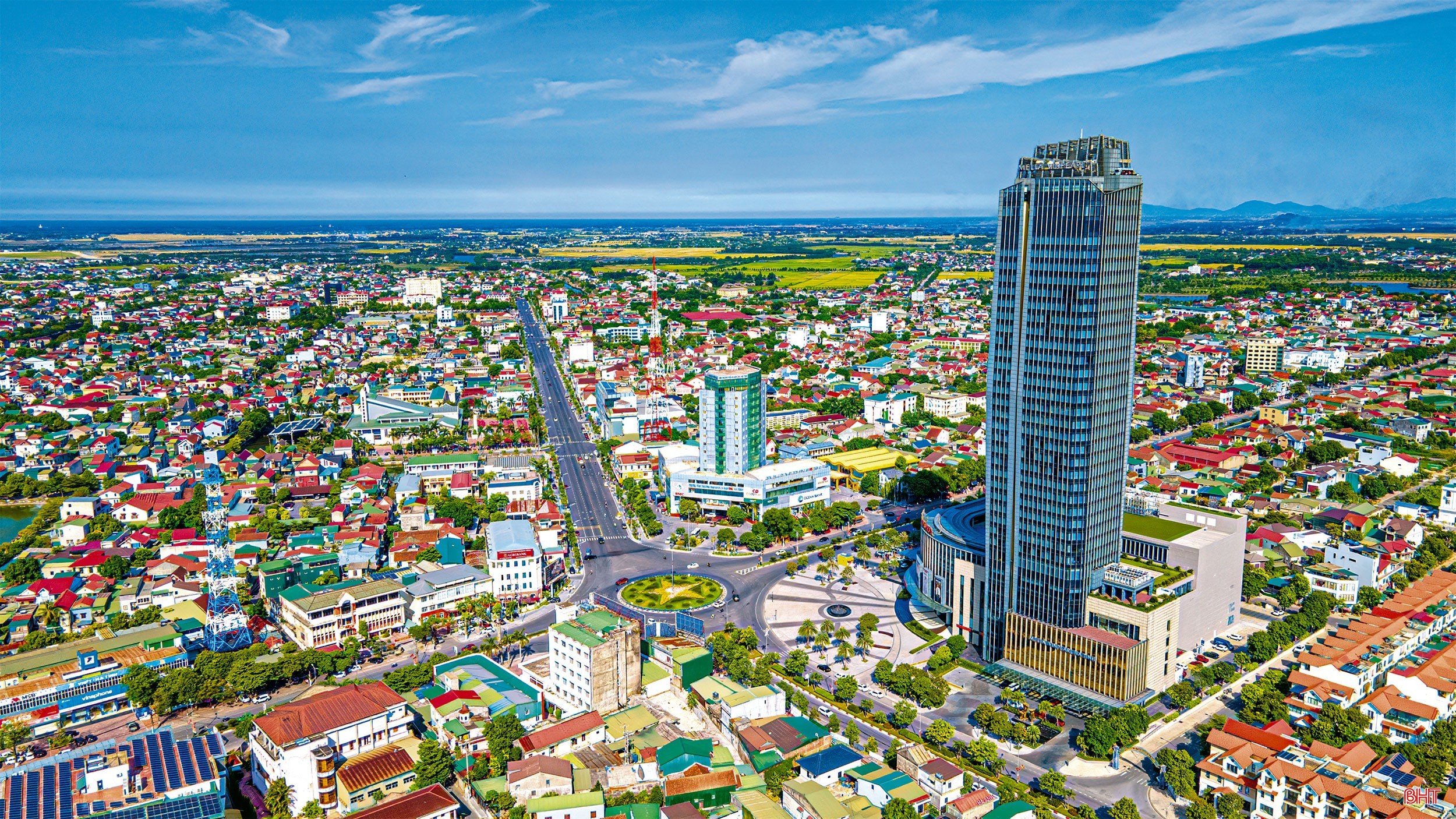 Hà Tĩnh tiếp tục triển khai hiệu quả Nghị quyết số 18-NQ/TU của Tỉnh ủy về xây dựng, phát triển văn hóa, con người Hà Tĩnh và thực hiện chuẩn mực đạo đức cách mạng của cán bộ, đảng viên trong giai đoạn mới. 2222.jpg