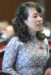 ĐB Nguyễn Thị Kim Tiến: "Dự thảo Luật cần quy định việc mua bảo hiểm y tế cho phạm nhân, người nghiện ma tuý ở trại cai nghiện"