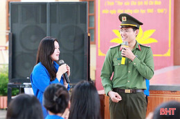 Trang bị kỹ năng số - “lá chắn” bảo vệ học sinh trong thời đại số