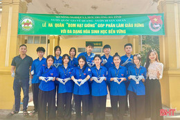 Gieo những mầm xanh thông qua mô hình "Bom hạt giống”