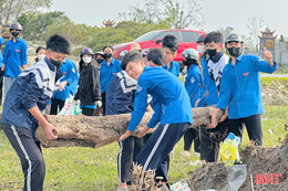 Tuổi trẻ Hà Tĩnh hưởng ứng cao điểm 60 ngày xây dựng nông thôn mới