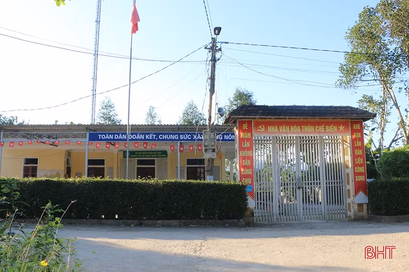 Mùa xuân xanh ở khu dân cư kiểu mẫu miền biên giới Hương Sơn