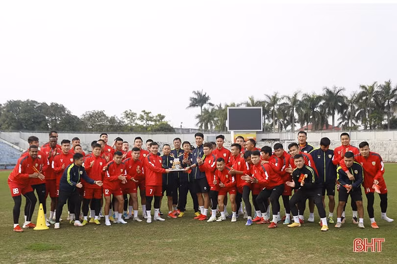 Hồng Lĩnh Hà Tĩnh hội quân, tập luyện trở lại sau kỳ nghỉ tết