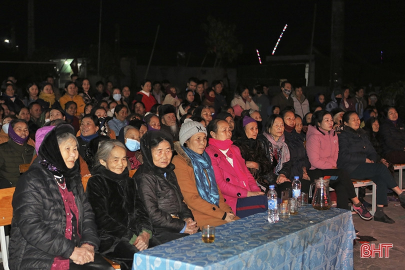 Về Hà Tĩnh nghe hát trò Kiều khai hội đầu xuân