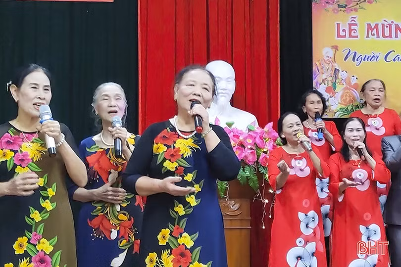 Mừng thọ đầu xuân ở Hà Tĩnh long trọng, văn minh và tiết kiệm