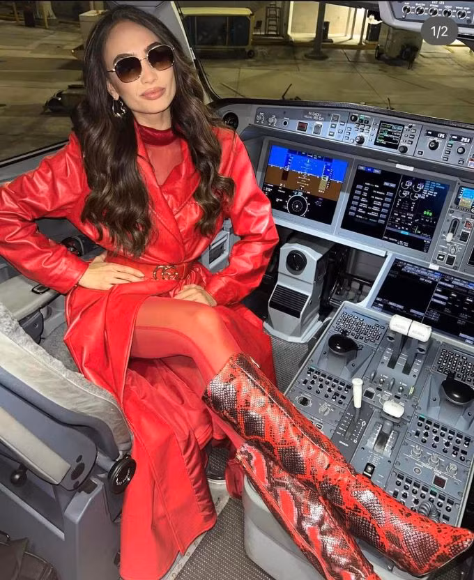 Miss Universe 2022 chuộng đồ làm từ nguyên liệu tái chế