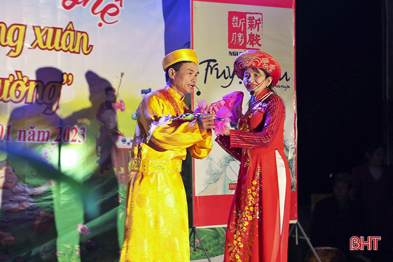 Về Hà Tĩnh nghe hát trò Kiều khai hội đầu xuân