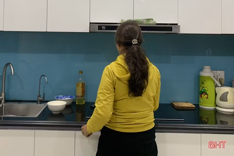 Người giúp việc “đến hẹn không lên”, nhiều gia đình khó khăn xoay xở