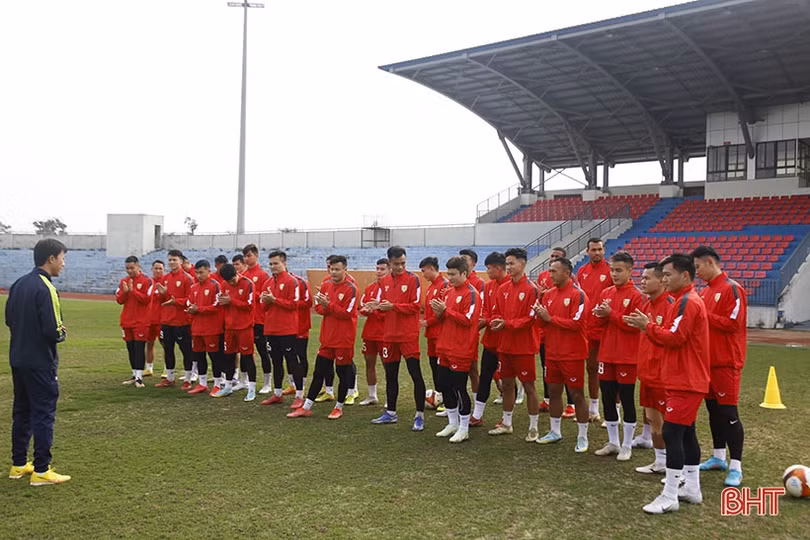 Hồng Lĩnh Hà Tĩnh hội quân, tập luyện trở lại sau kỳ nghỉ tết