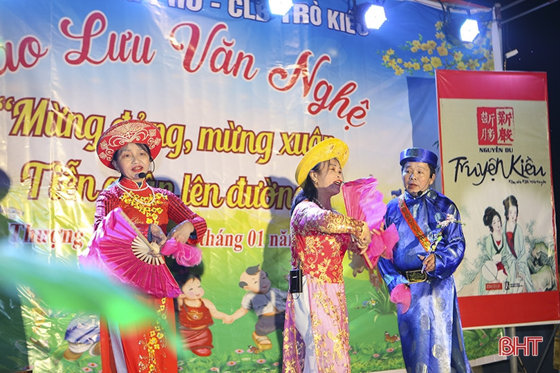 Về Hà Tĩnh nghe hát trò Kiều khai hội đầu xuân