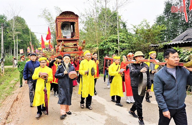 Trang trọng lễ rước báu vật vua Hàm Nghi