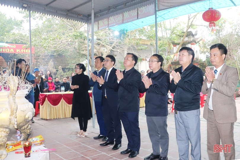 Lễ tế thánh tổ nghề rèn Trung Lương