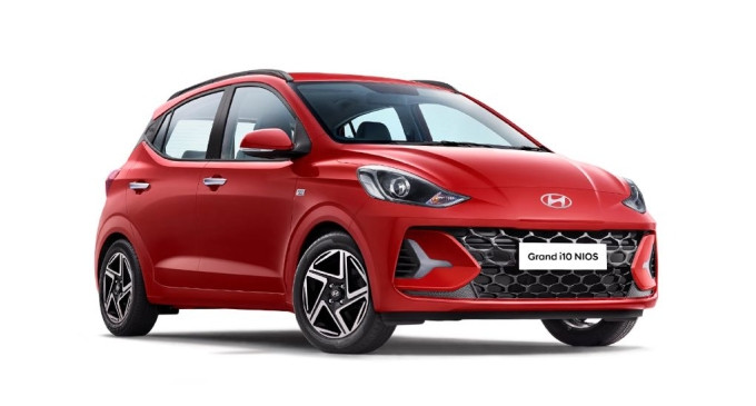 Hyundai i10 2023 giá cao nhất 10.400 USD