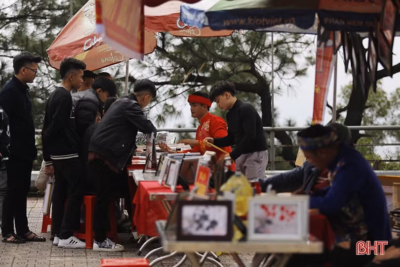 Chùa Hương Tích - Hà Tĩnh rộn ràng mùa trẩy hội