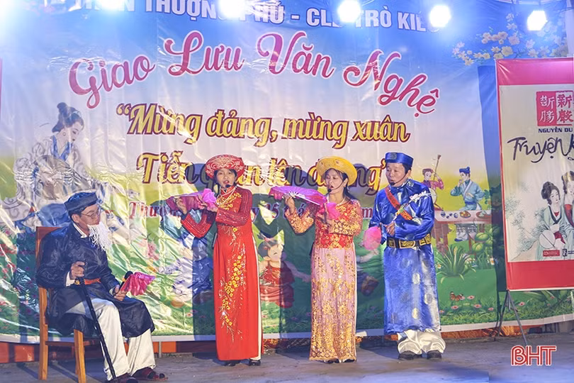 Về Hà Tĩnh nghe hát trò Kiều khai hội đầu xuân