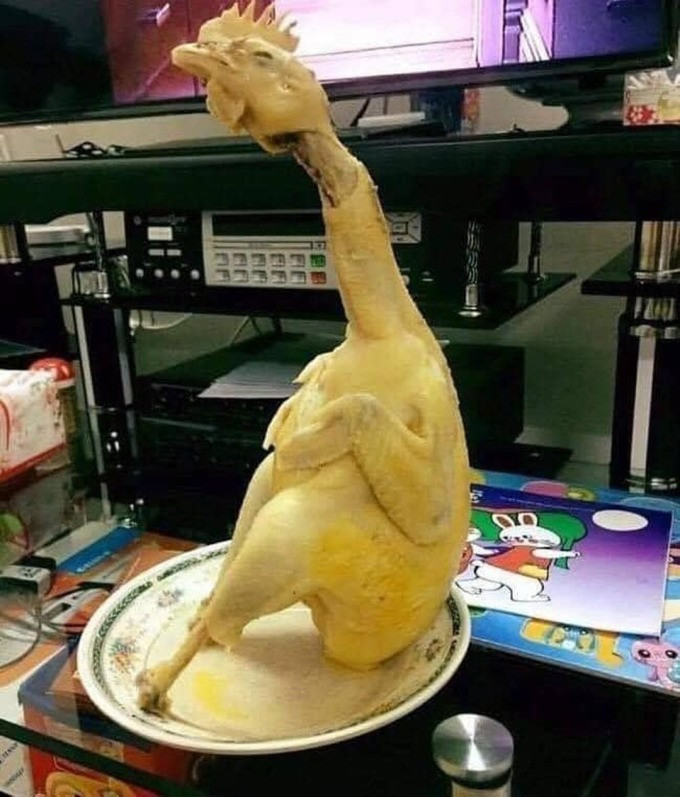 Tuyệt tác của “hội gái đảm” khi vào bếp luộc gà