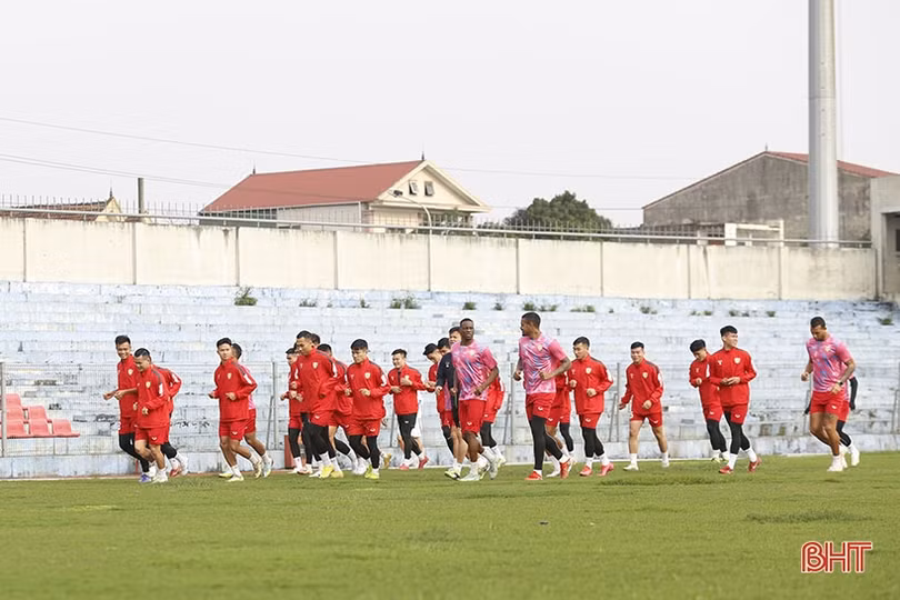 Hồng Lĩnh Hà Tĩnh hội quân, tập luyện trở lại sau kỳ nghỉ tết