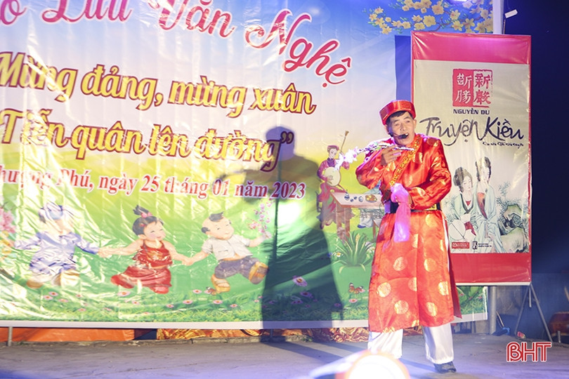 Về Hà Tĩnh nghe hát trò Kiều khai hội đầu xuân