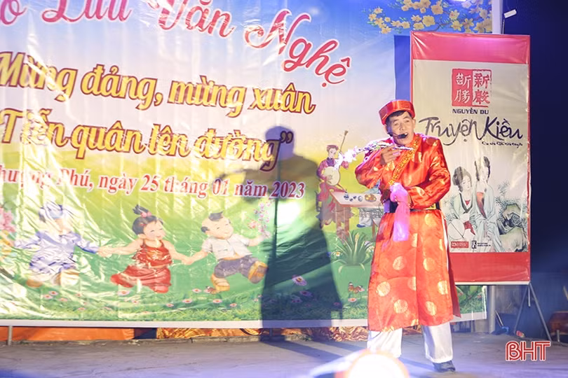 Về Hà Tĩnh nghe hát trò Kiều khai hội đầu xuân