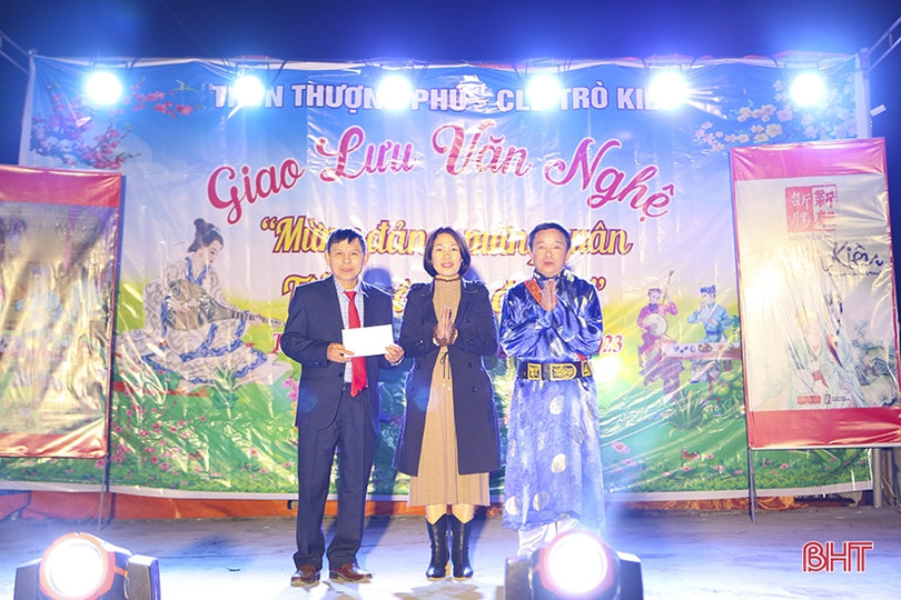 Về Hà Tĩnh nghe hát trò Kiều khai hội đầu xuân