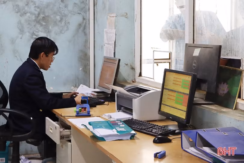 Hà Tĩnh: Sôi động những chuyến hàng thông quan đầu năm