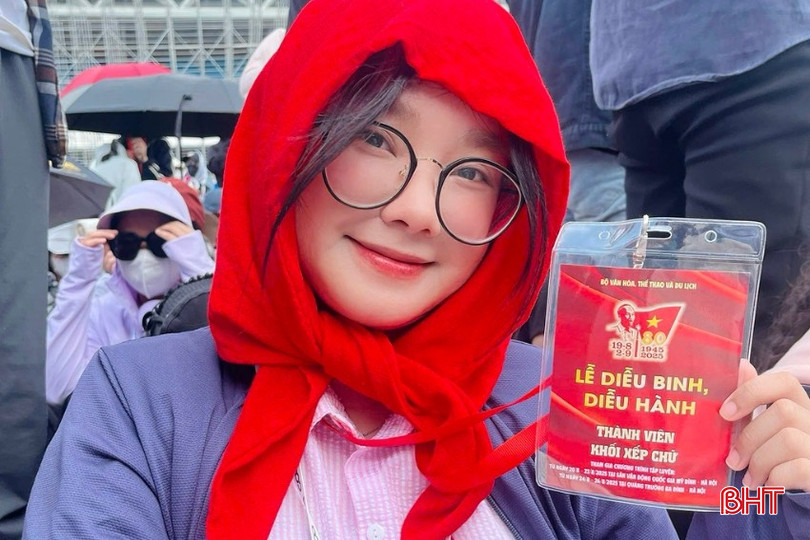 Với Gia Linh, được tham gia lễ diễu binh, diễu hành là niềm tự hào lớn. bqbht_br_0000.jpg