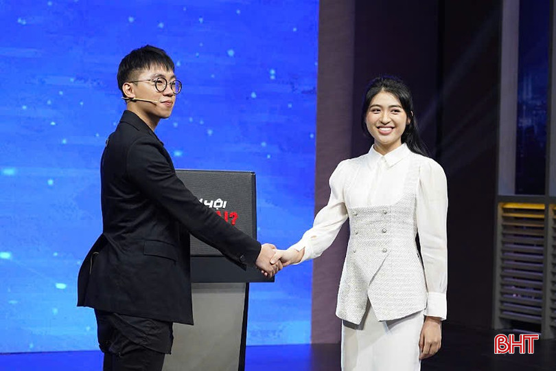 Mỹ Chung trở thành chuyên viên marketing thương hiệu thời trang IVY Moda của sếp Vũ Linh. (Ảnh: NVCC) bqbht_br_z6114650702053-ed5f07e2393ca1c7055b9c0fadf7205e.jpg