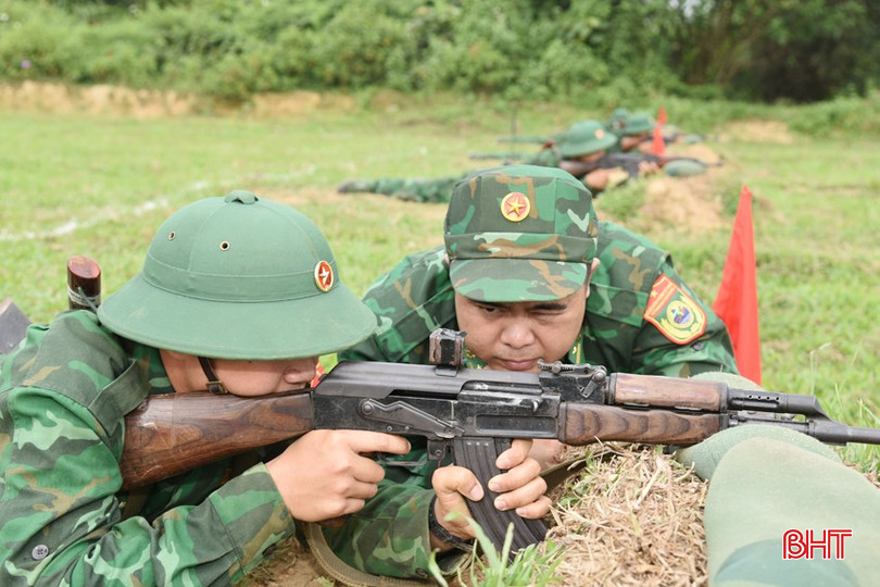 Tiểu đoàn Huấn luyện - Cơ động cụ thể hóa phong trào thi đua bằng cách rèn cán bộ nghiêm, luyện quân giỏi, đảm bảo huấn luyện "Cơ bản - Thiết thực - Vững chắc". bqbht_br_tieu-doan-huan-luyen-co-dong-huong-ung-phong-trao-tdqt-bang-cach-luyen-can-gioi-ren-quan-nghiem-va-huan-luyen-theo-phuong-cham-co-ban-thiet-thuc-vung-chac.jpg