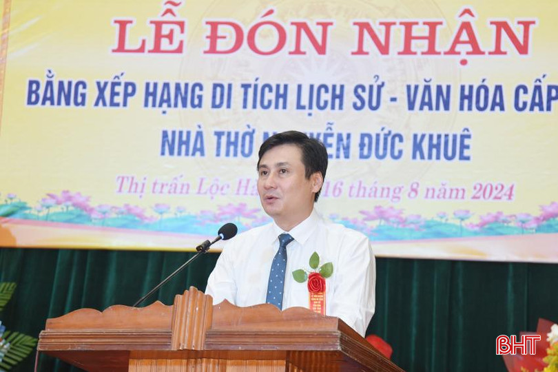 Phó Chủ tịch UBND huyện Lộc Hà Nguyễn Việt Cường chúc mừng chính quyền địa phương và dòng họ; đề nghị tiếp tục phát huy các giá trị truyền thống, giáo dục văn hóa, lịch sử, tâm linh của công trình và bậc hiền nhân; bảo quản di tích theo quy định; tiếp tục thu thập, tìm hiểu các thông tin, tài liệu, hiện vật để bảo tồn và nâng cao giá trị văn hóa của công trình. DSC_9592 - Copy.JPG