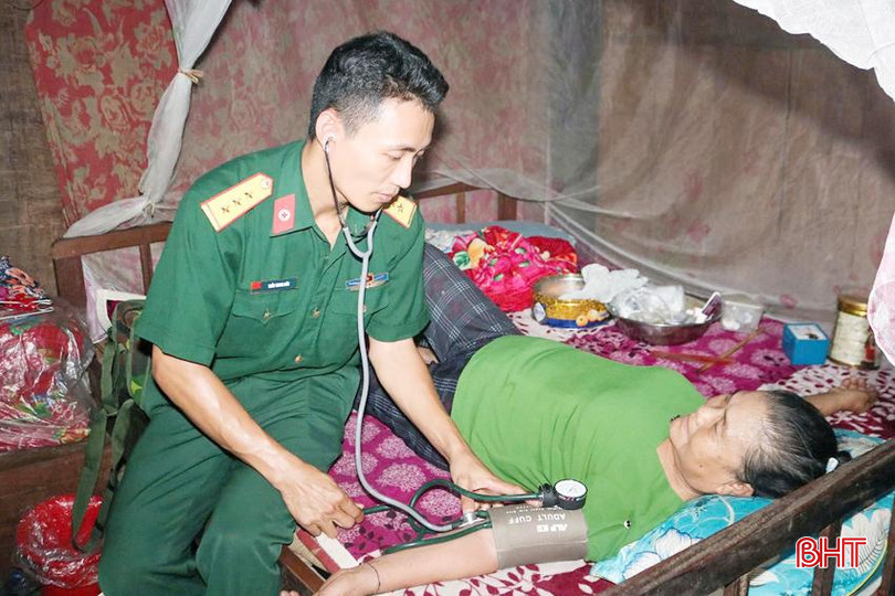 Cục Hậu cần Quân khu 4 thực hiện Chương trình "Đồng hành cùng thương binh, tình thương và trách nhiệm" tại Trung tâm Điều dưỡng thương binh tỉnh Nghệ An. 4 - Copy.jpg