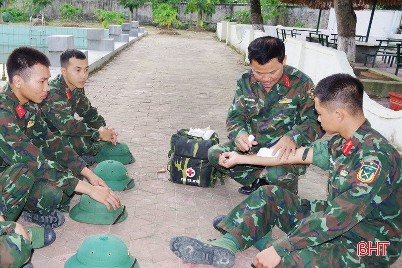 Hướng dẫn cách sơ cứu người bị nạn trong thiên tai. bqbht_br_11-copy.jpg