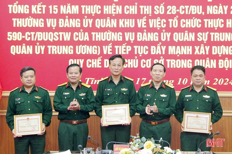 Các tập thể điển hình được khen thưởng trong 15 năm thực hiện Chỉ thị số 590-CT/ĐUQSTW, ngày 04/10/2010 của Thường vụ Đảng ủy Quân sự Trung ương. bqbht_br_anh-7-1456-3351.jpg