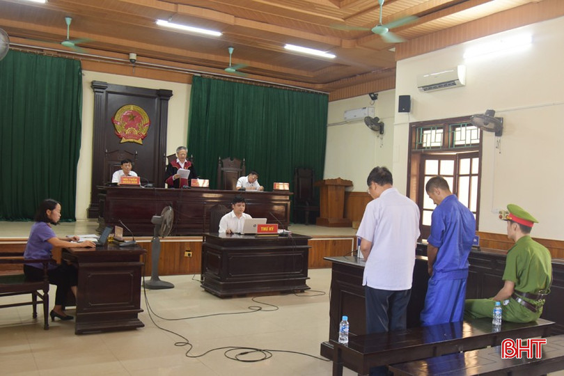 Toàn cảnh phiên sơ thẩm xét xử hình sự. bqbht_br_dsc-0367.jpg
