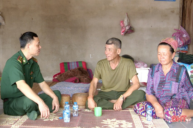 Gia đình ông luôn tin yêu, gần gũi, thường xuyên giúp đỡ BĐBP Hà Tĩnh trong công tác bảo vệ biên giới. bqbht_br_3-copy.jpg