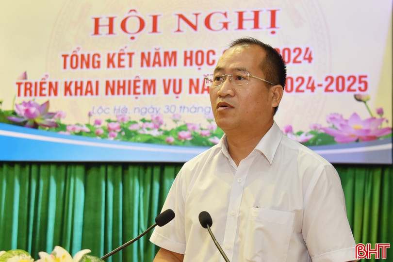 Phát biểu chỉ đạo tại hội nghị, Bí thư Huyện ủy Lộc Hà Nguyễn Thế Hoàn đánh giá cao sự nỗ lực và những kết quả mà ngành GD&amp;ĐT huyện nhà đã đạt được trong năm học vừa qua. Đồng thời yêu cầu các địa phương, Phòng GD&amp;ĐT, các phòng, ngành chức năng tiếp tục khắc phục khó khăn, tháo gỡ các vướng mắc để nâng cao chất lượng giáo dục.