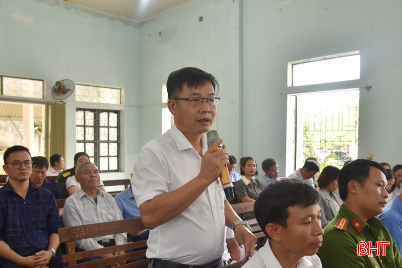 Cử tri Nguyễn Duy Đoàn – Chủ tịch UBND xã Tân Lộc: Nên ưu tiên hỗ trợ kinh phí cho các xã khó khăn, làm trước trong chuyển đổi ruộng đất lần 3. bqbht_br_dsc-1922-copy.jpg