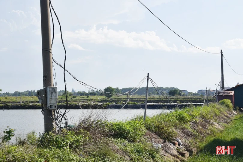 Hệ thống đường dây phục vụ sản xuất đã xuống cấp.