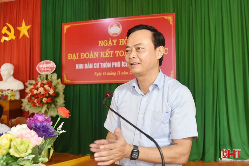 Trưởng ban Tuyên giáo Tỉnh ủy Hà Văn Hùng phát biểu chúc mừng. bqbht_br_dsc-2089-copy.jpg