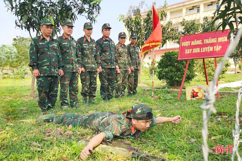 Các trinh sát đặc nhiệm thuộc Đại đội Trinh sát cơ giới tăng cường luyện tập các phương án chiến đấu, góp phần bảo vệ vững chắc các mục tiêu quan trọng trên địa bàn thành phố. bqbht_br_anh-4.jpg