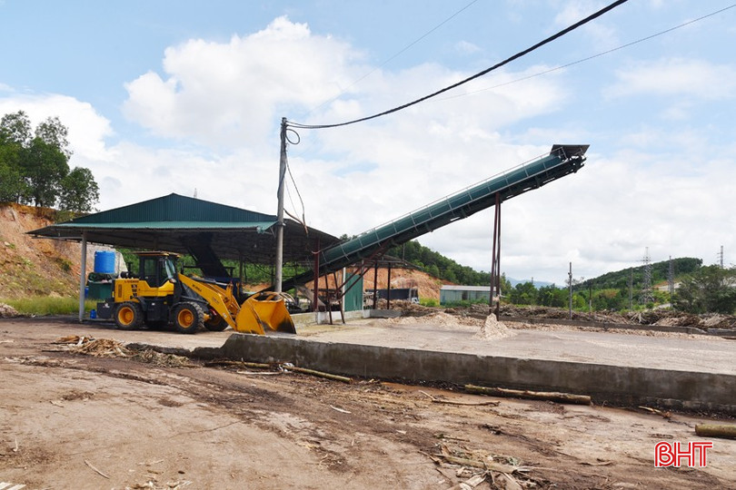 Dây chuyền sản xuất băm dăm của Công ty Dịch vụ thương mại Ngàn Phố dừng hoạt động chờ hoàn thành thủ tục pháp lý. bqbht_br_dsc-1075-copy.jpg
