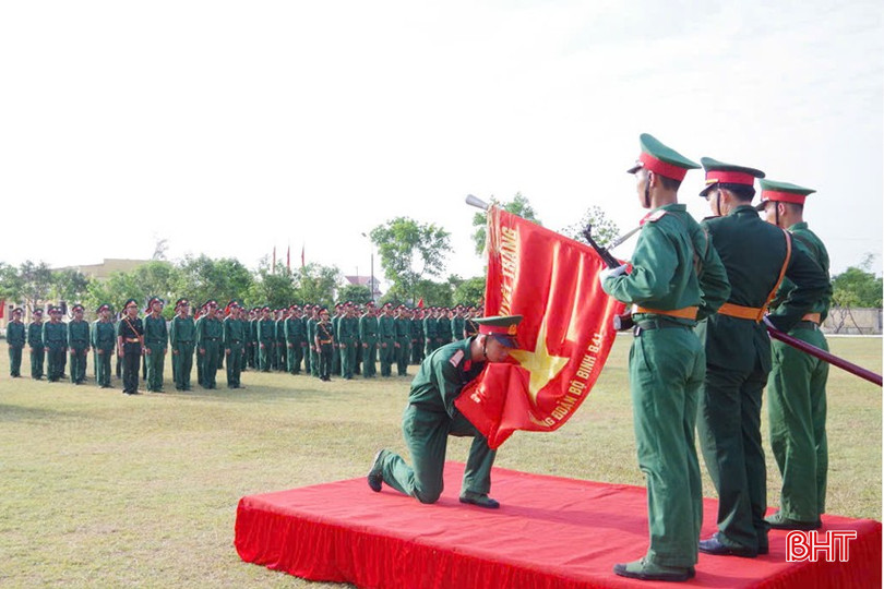 Các chiến sĩ trẻ ở Trung đoàn 841 luôn lan tỏa tinh thần thi đua yêu nước bằng cách cụ thể hóa các nội dung trong phong trào TĐQT. bqbht_br_z7102257257340-37ca9d1481d1b9c31add736c40d76519.jpg