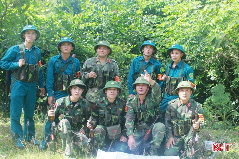 Lực lượng vũ trang Hương Sơn chăm lo xây dựng điển hình tiên tiến để thực hiện tốt nhiệm vụ QS - QP địa phương và bảo vệ biên giới (ảnh tuần tra biên giới xã Sơn Kim 1). bqbht_br_1-copy.jpg